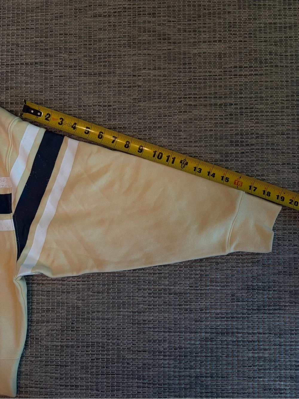 wild fable Pale Yellow V-Neck Pullover Sweatshirt - Picture 4 of 5